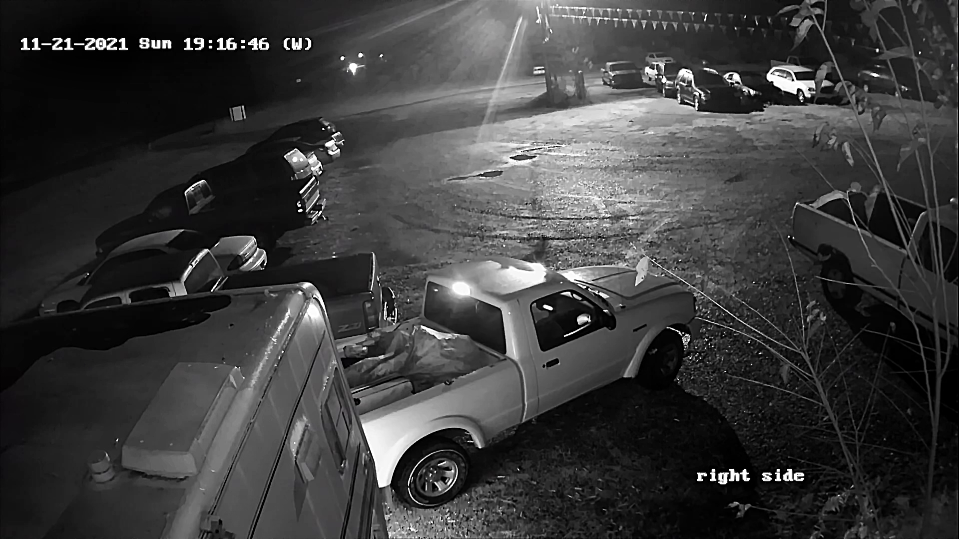 white truck.png